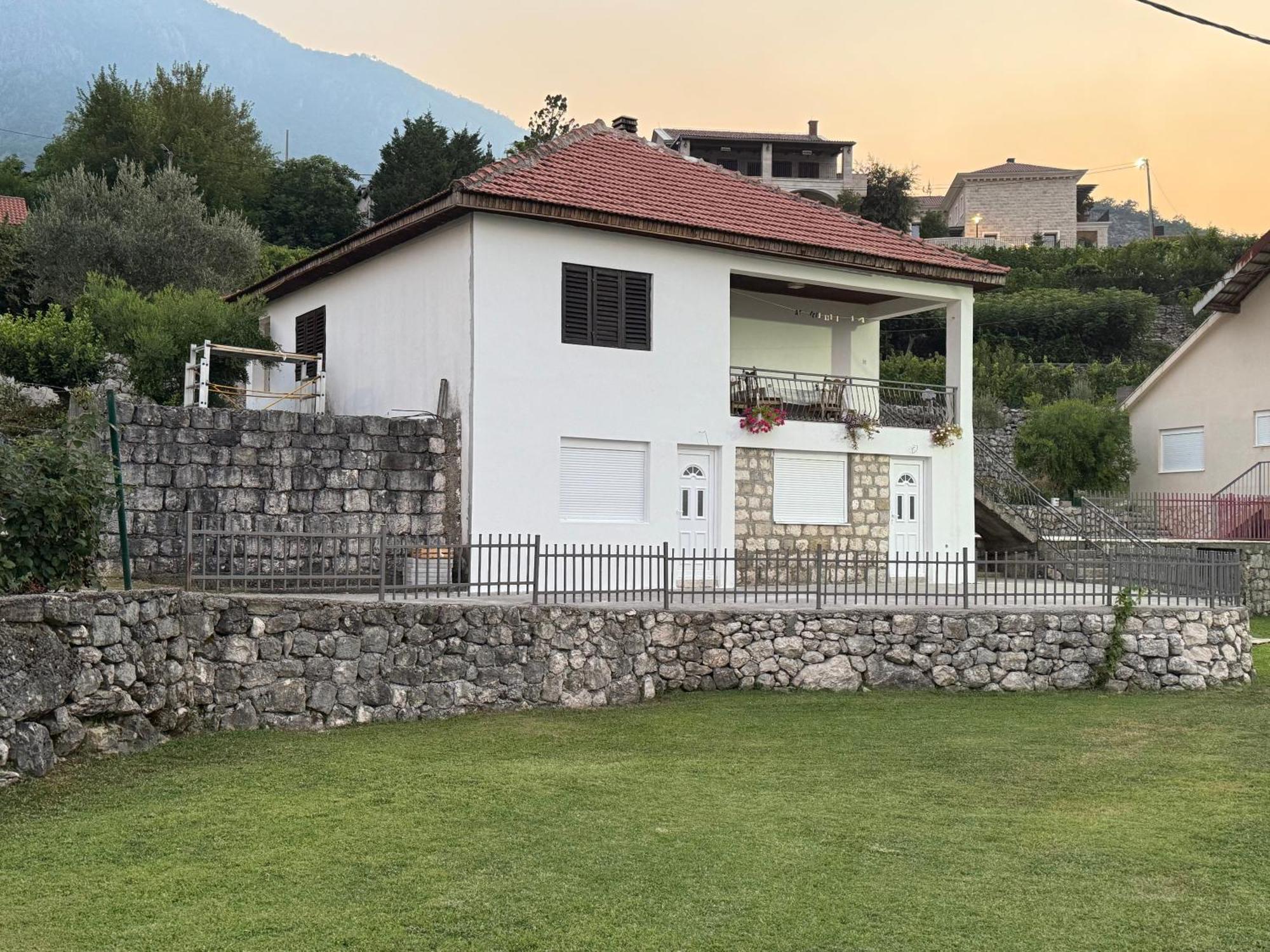Country House Vukmanovic Bukovik Virpazar Bagian luar foto